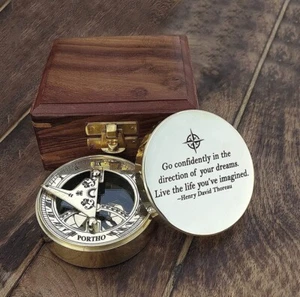 Messing Sonnenuhr Box Kompass graviert Geschenk für Papa Weihnachtsgeschenk antike Replik - Bild 1 von 1