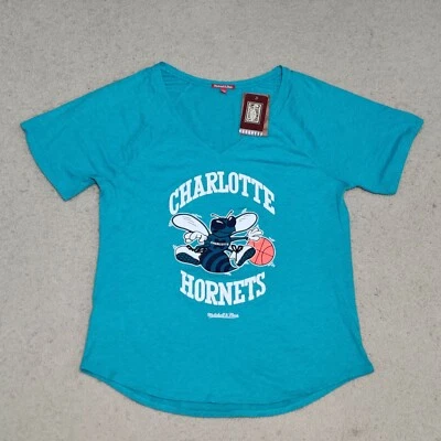 Классическая женская рубашка из твердого дерева Charlotte Hornets Mitchell & Ness разных размеров - Изображение 1 из 4