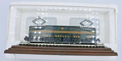 Lionel/Hallmark HO "Great American Railways" 2332 Pennsylvania GG-1 Train - Image 1 of 4
