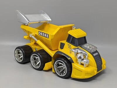 Ertl Full Throttle John Deere Earthshakers 1:16 Dump Truck Lights & Sounds Work - Image 1 of 4