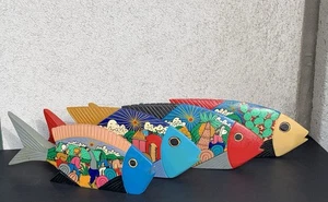 Vtg Mexico Folk Art Handmade Carved & painted Wooden Fish set of 4 - Bild 1 von 15