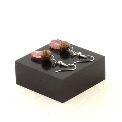 Steine Und Mineralien. Ohrringe Mit 2 Perlen Erdbeerquarz Aus Madagaskar - Bild 1 von 2