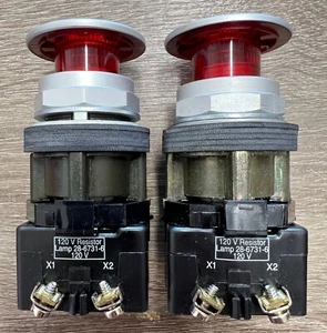 Interruptor push-pull Eaton HT8FBRV7 2-POS ILL, rojo - Imagen 1 de 7