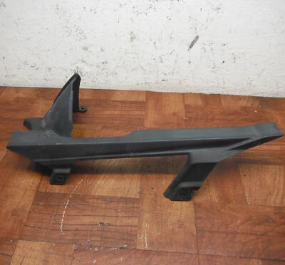 13-17 Kawasaki Ninja 300 OEM TRANSMISIÓN TRASERA CADENA PROTECTOR ESCUDO ABRAZADOR NEUMÁTICO Foto 1 de 4