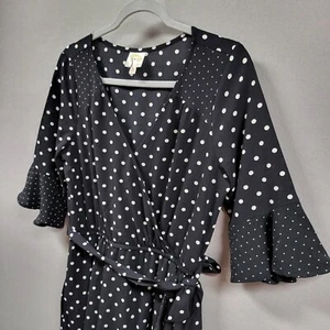 Anthropologie Fig and Flowers Kleid Medium schwarz gepunktet Faux Wickeloptik hoch niedrig - Bild 1 von 11