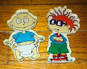 Lot of 2 Viacom Rugrats Magnets Tommy Chuckie Nickelodeon Vintage Rare - Picture 1 of 2