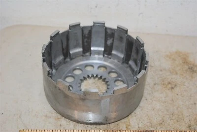 Suzuki LT 125 LT 185 ALT 125 Clutch Basket Housing 21221-24303 1984-1987 Foto 1 de 4