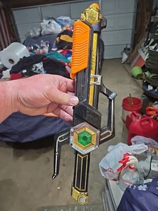 Vintage Mighty Morphin Power Ranger Lost Galaxy Magna Blaster/Saber Bandai funziona - Foto 1 di 24