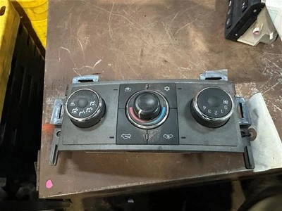 Climate AC Heat Temperature Control Manual Control Opt C60 Fits 07-09 AURA 57889 - Image 1 of 3