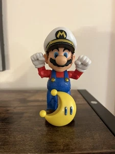 Super Mario Odyssey Captain Mario mit Yellow Moon World of Nintendo Jakks - Bild 1 von 2