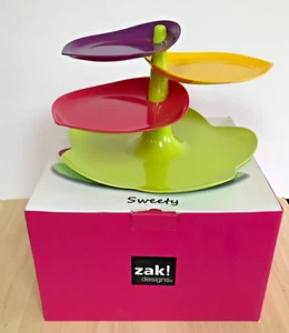 Colorido Soporte para Pasteles en Niveles 'Sweety' de Zak Designs Diseño de Hoja Acrílica 18 cm - Imagen 1 de 8