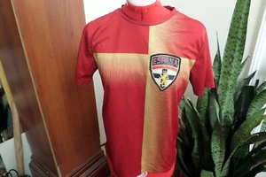 Kids ESPANA SPAIN SOCCER #2 T SHIRT sz Medium or Large red gold jersey CLEAN - Picture 1 of 3