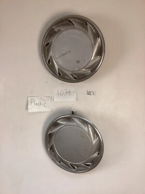 CANTIDAD 2 91-94 Plymouth Acclaim/Sundance/Voyager 14" tapacubos/cubierta de rueda 4472246 Foto 1 de 4