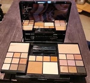 It Cosmetics Most Wished For Holiday Palette Limit Edition Kit Face Eyes NWOB - Picture 1 of 17