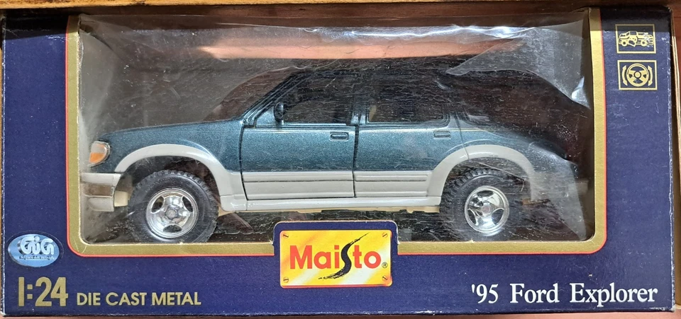 FORD EXPLORER 1/24 - Immagine 1 di 4