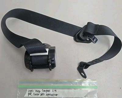 2012-2017 JEEP COMPASS REAR RIGHT PASSENGER SIDE SEAT BELT RETRACTOR, OEM - Изображение 1 из 3