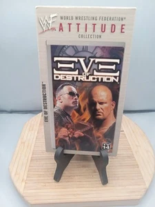WWF - Eve de la destruction (VHS, 2000) - Photo 1/8