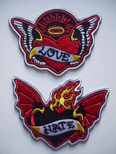 SET 2 HATE DEVIL Fledermaus & LOVE ANGEL Herz aufbügeln Aufnäher - 38 - Bild 1 von 1