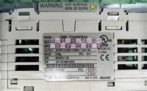 Inverter Yaskawa J1000 CIMR-JT2A0002BAA USATO 1 PZ 0,4 KW/0,2 KW testato - Foto 1 di 1