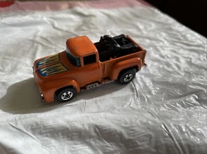 Hot Wheels 1973 Blackwall Orange '56 Hi-Tail Hauler Truck Orange w/Motorcycles - Picture 1 of 4