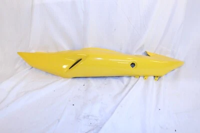 NEW SUZUKI OEM LEFT TAIL FAIRING GS500F GS500 F 47211-01DA 04 05  06 07 08 09 - Image 1 of 3