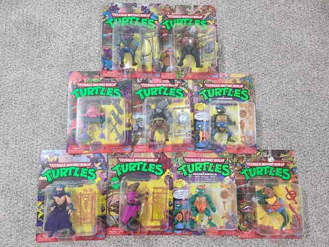 2022 - 2023 Playmates Teenage Mutant Ninja Turtles RETRO Figures New in box Cover