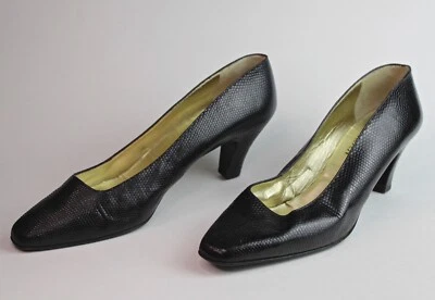 Vintage Delman Black Leather Embossed Heels Squared Toe 2.5" Heel Sz 8.5 Narrow - Image 1 of 4