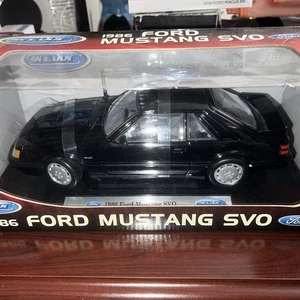 NEW WELLY 1986 FORD MUSTANG SVO BLACK 1/18 DIECAST CAR  BEAUTIFUL VERY NICE CAR - Picture 1 of 8