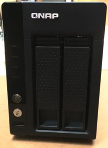 QNAP TS-221 2-Bay Network Attached Storage NAS Enclosure with PSU & CADDIES - Picture 1 of 9