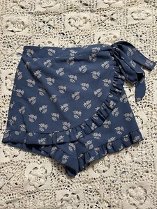 Sadie & Sage Faux Wrap Shorts Blue w/Floral Size XS - Picture 1 of 8