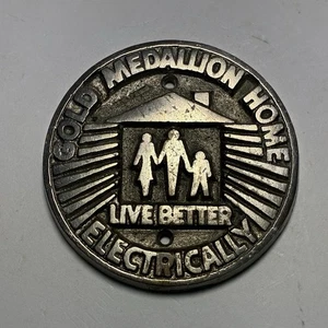 Vintage 1956 Gold Medallion Home Live Better Electrically NEMA  - Metal plaque - Picture 1 of 3
