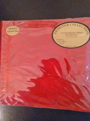 DESIGNER COLLECTION 2 UP SLIP-IN PHOTO ALBUM, HOLDS 3.5"X5" OR 4"X6" PHOTOS - Image 1 of 4