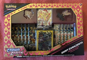 Pokémon TCG Crown Zenith Shiny Zamazenta Premium Figure Collection Box - Bild 1 von 2