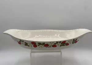 Sheffield Vintage Strawberries n' Cream Stoneware Collection Dish 12 1/2” - Picture 1 of 6