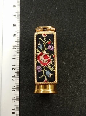 ANCIEN TUBE ROUGE A LEVRES AVEC PETIT MIROIR  - REF11558J - Photo 1/3