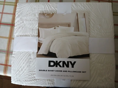DKNY Juego Funda Nórdica Floral Microsculpida Marfil/Crema Doble Tamaño Foto 1 de 2