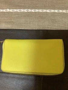 Henri Bendel Lime Leather Wallet Full Zip - Picture 1 of 13