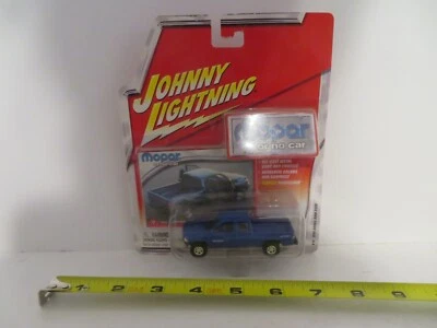 Johnny Lightning Mopar or No Car #19 1998 Dodge Ram 2500 Blue 2004 MOC - Image 1 of 4