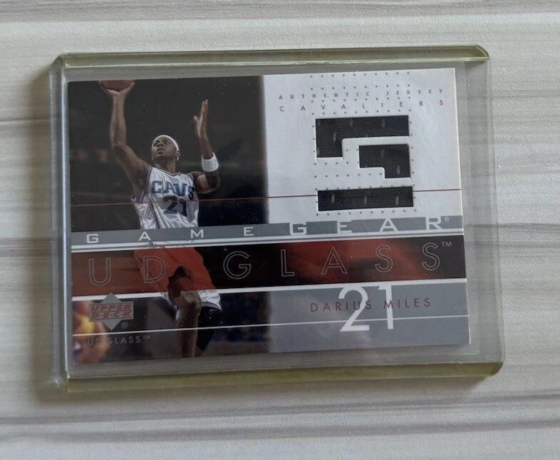 2002/03 Upper Deck Glass Game Gear Darius Miles Jersey Patch Cleveland Cavaliers - Image 1 of 2