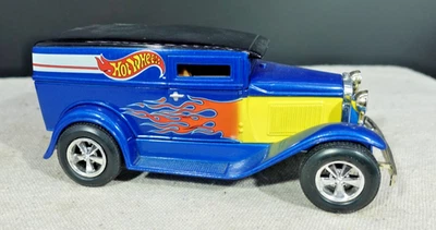Liberty Classics Ford Model T Hot Wheels 1/24 - Image 1 of 4