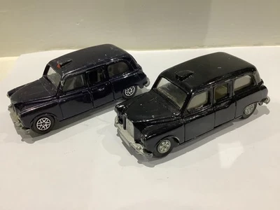 Dinky Toys die-cast Austin Taxi Black Cab pair (U10) - Image 1 of 4
