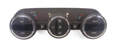 2015-2017 JEEP RENEGADE automatic dual zone heater control w/AC OEM - Image 1 of 4