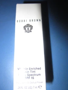 Bobbi Brown Vitamin Enriched Skin Tint Broad Spectrum SPF 15 - Golden 2 - .24 OZ - Picture 1 of 3