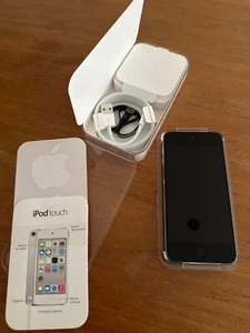 iPod Touch 5th gen - 64GB - As new (unboxed and never used) - New Earpods incl. - Photo 1/9