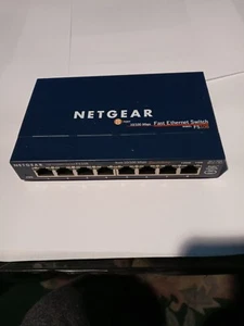 Netgear 8 Port Fast Ethernet Switch Model FS 108 NEW - Picture 1 of 6