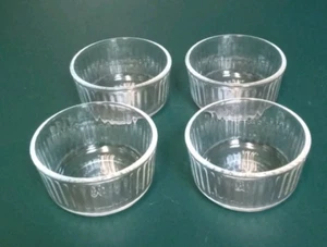 Pyrex Glass Custard Bowls Cups Ramekins 1 cup 250ml 7202 Ribbed - Set of 4 - Picture 1 of 6