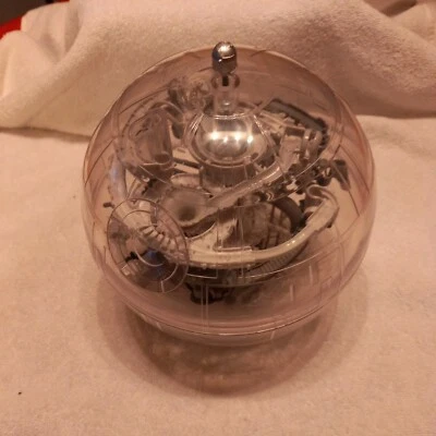 Star Wars Estrella de la Muerte Perplexus 3D Bola Laberinto Puzzle Juego Juguete Esfera Luces Sonidos Foto 1 de 4