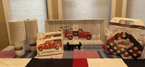 Patriotic Platters, Patriotic To Go Boxes, Plastic Cups & Napkins, July 4th - Picture 1 of 12