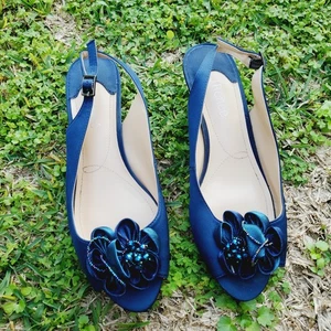 J.Renee Leonelle Blue Embellished Peep Toe Size 10WW - Picture 1 of 7