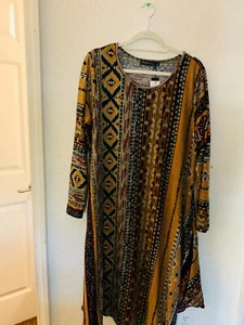 clothes - Picture 1 of 1